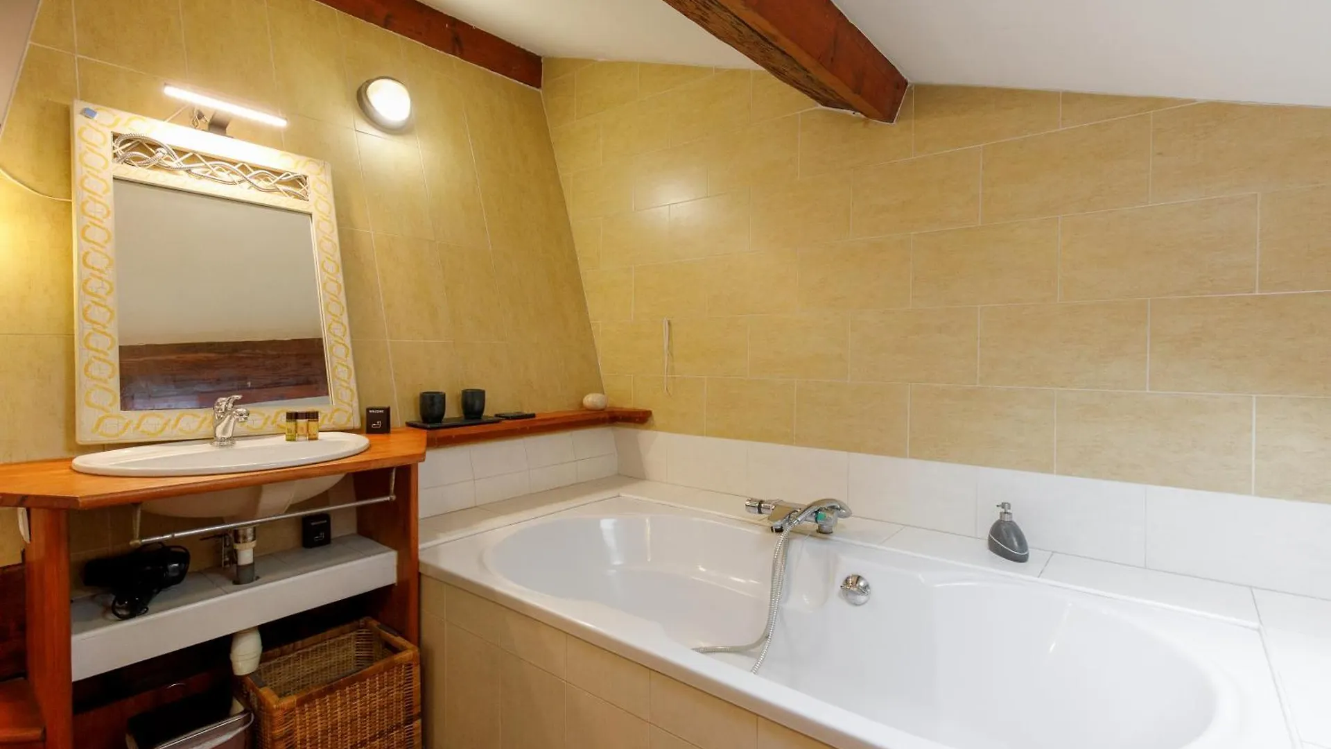 Coup De Coeur Yourhosthelper Cannes Apartment