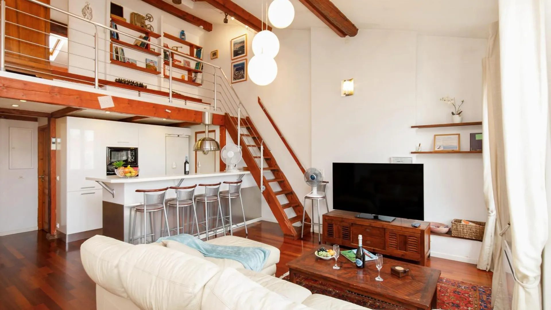 Coup De Coeur Yourhosthelper Cannes